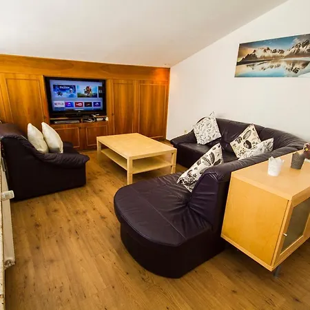 Three Bedroom 2 Bath Apt Mari Alm Next To Ski Lift Daire