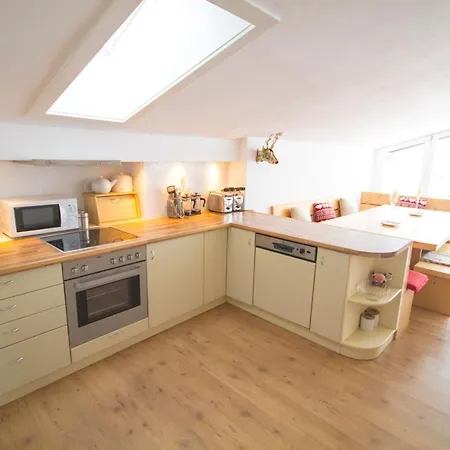 Daire Three Bedroom 2 Bath Apt Mari Alm Next To Ski Lift